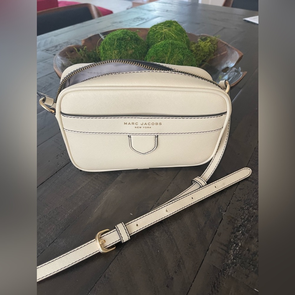 Marc Jacoba Liason Small Crossbody